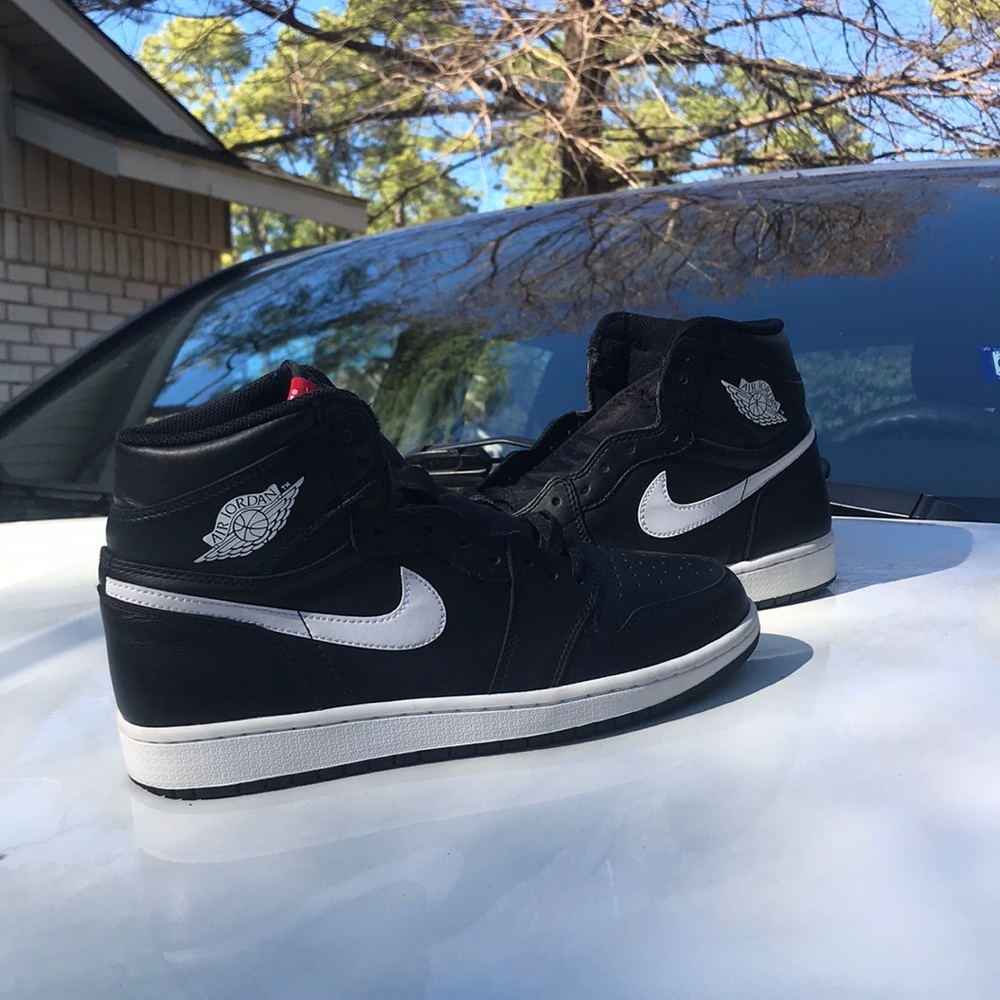 JORDAN 1 YING YANG